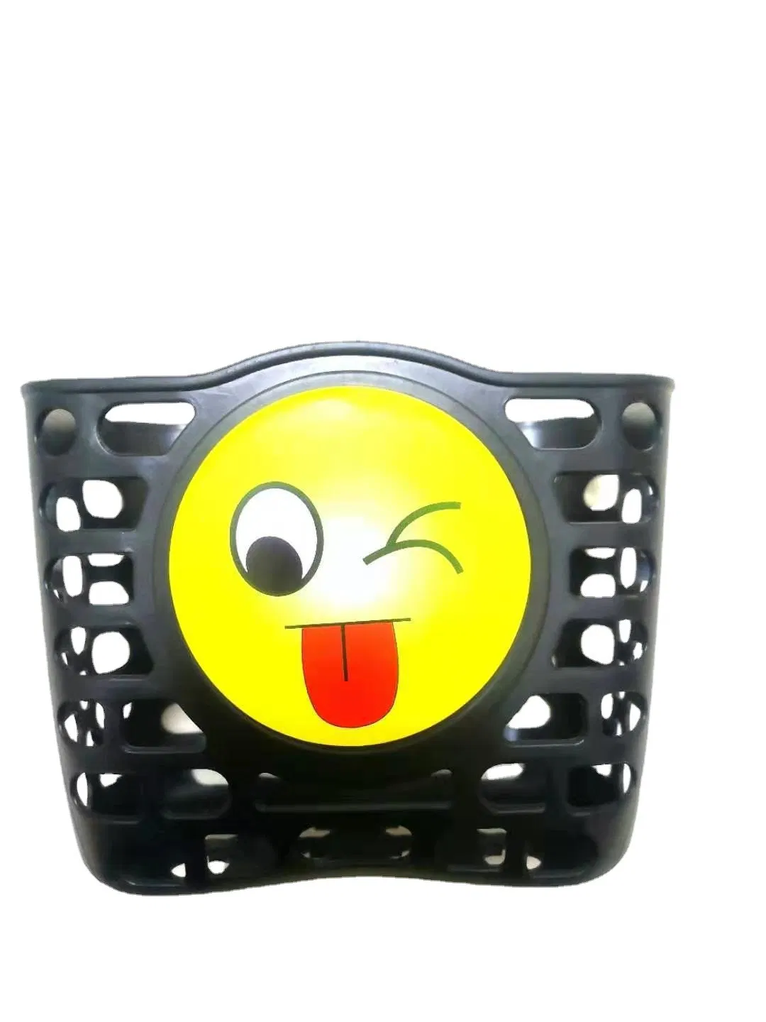 Черная маленькая велокорзина для детских велосипедов.